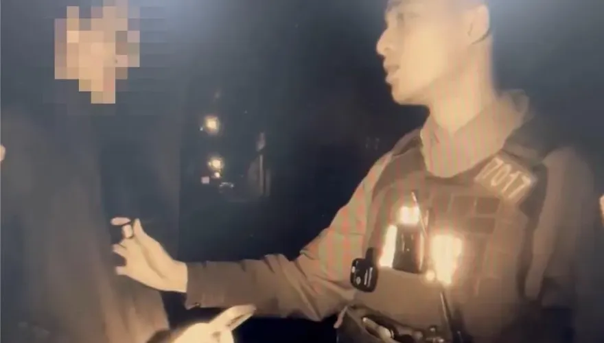 桃園酒駕男逆向拒檢逃裝路人　實習帥警鷹眼秒識破建功