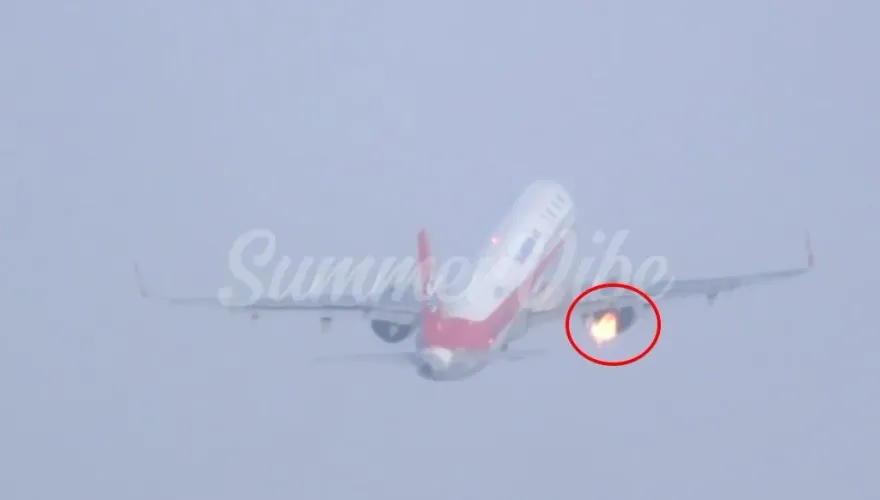 恐怖直擊！四川航空客機空中「引擎噴火」嘎嘎作響　空中盤旋2小時降落