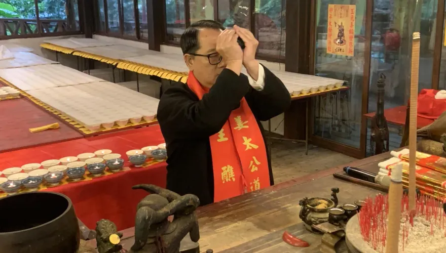 全台降瑞雪！陽明山姜太公道場　龍年國運籤出爐
