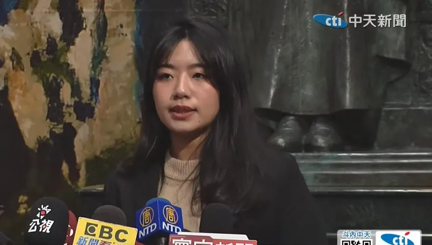 側翼爆李四川胞弟環保蟑螂案　楊智伃提4點嗆：蘇巧慧急到請鬼拿藥單