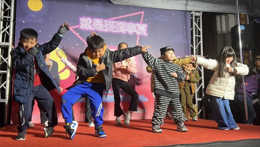 快訊/頂住壓力！寧夏夜市「科目三」晚間準時登場⋯最小參賽者4歲：我很勇敢