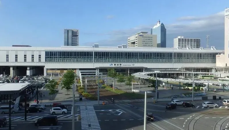 日本車站突播「詭異誦經聲」！乘客一聽秒發毛　原因竟和殯儀館有關