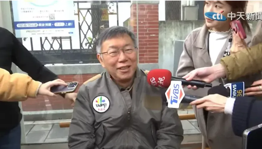 柯文哲愛說大話！自曝「接很多不想接的電話」　吳子嘉1句話戳破牛皮