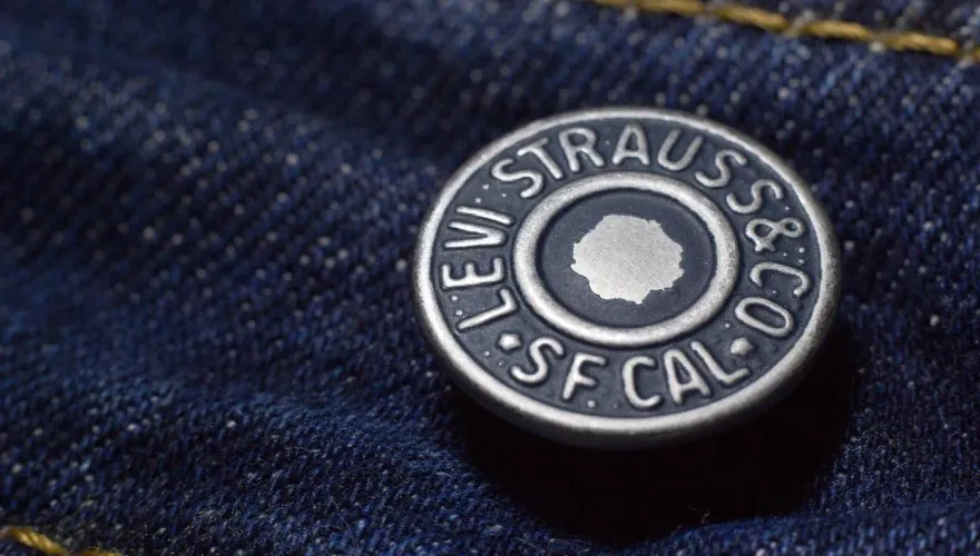 Levi’s預測2024銷售疲軟　宣布上半年裁員全球10%至15%員工