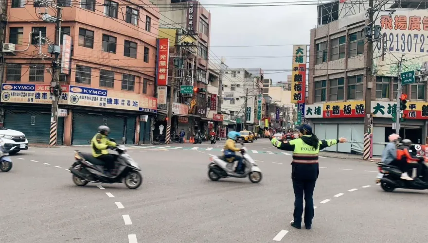 春節走春參拜湧人潮　桃園交通壅塞雷區、替代道路一次看