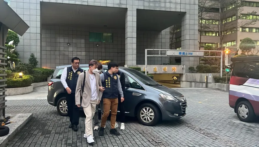 詹姆士大鬧賣場遭起底！傳與「醋飯之亂」超哥同公司　經紀人出面駁斥