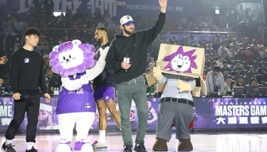 無緣對決卡森斯沒感到太可惜　阿提諾：我生涯跟很多NBA資歷的對抗過