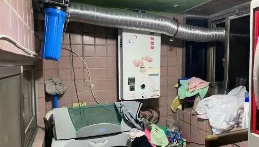 影/洗澡突頭暈嘔吐　台中1家3口一氧化碳中毒急送醫