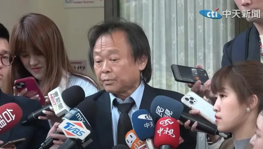 質詢風波綠營主戰派不下車會很危險！黃揚明揭王世堅「踩煞車」內幕
