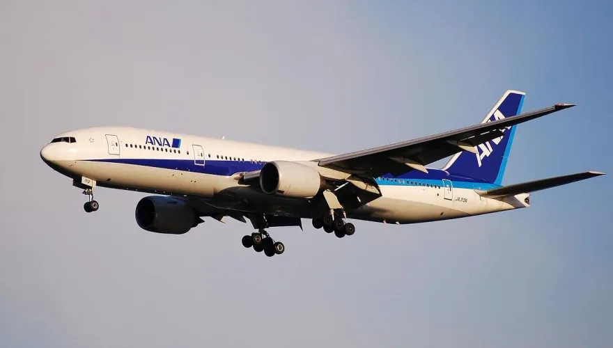 又傳飛安意外！大阪國際機場2架全日空客機碰撞　10起降航班被迫取消