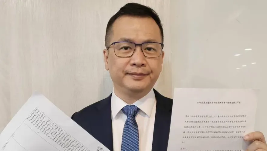 「蘇丹紅和咖啡茶一樣」！羅智強嗆食安辦：三聚氰胺、水銀也一樣嗎？