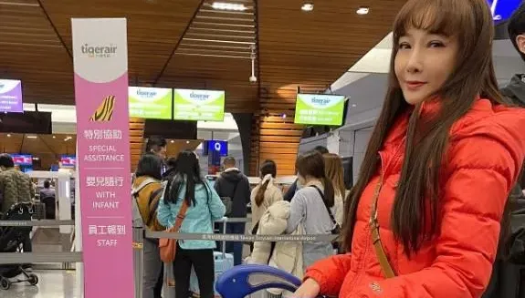 胡文英穿性感泳裝遊威尼斯「失誤犯法」險挨罰　她嚇喊：不是故意的