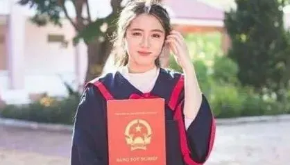 越南甜美檢察官「15分鐘影片外流」百萬網友求上車　疑出軌小王下場超慘