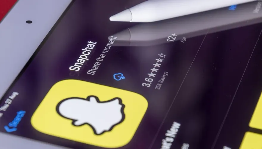 社群平台Snapchat母公司砍10%員工　科技業裁員潮持續延燒