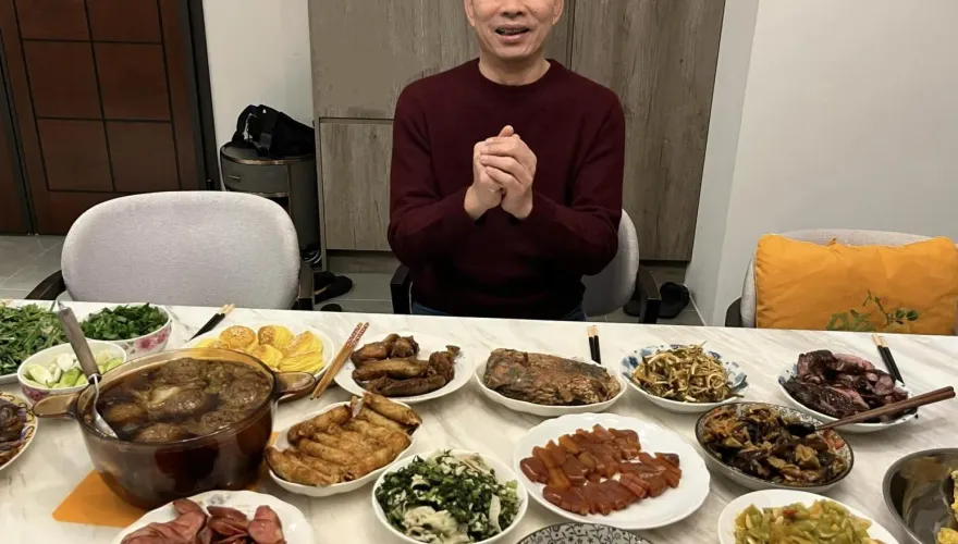 韓國瑜整桌團圓飯畫面曝！除夕夜特別感謝「這群人」