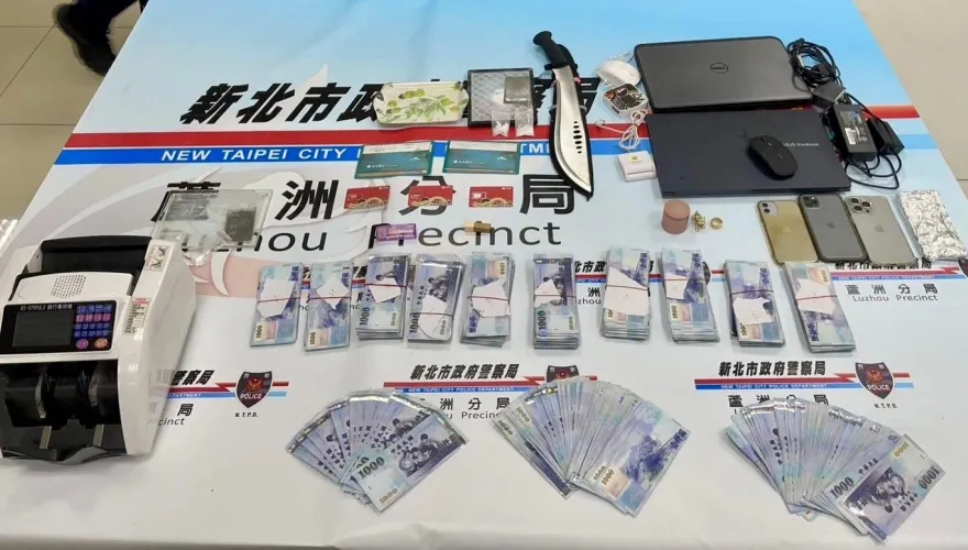 影/警抓詐騙車手溯源追上游逮18人　查扣霰彈槍、大批毒品9嫌羈押