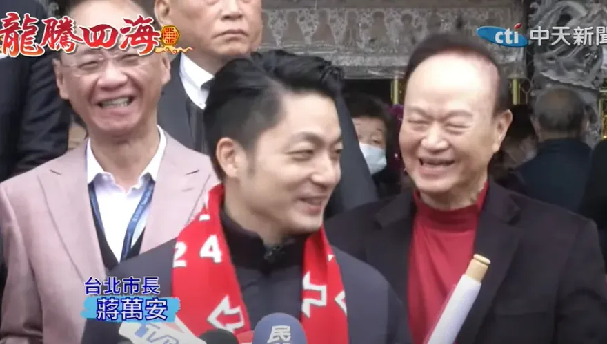 影/連勝文批藍造勢音樂「連中年大叔都沒聽過」　 蔣萬安馬上唱「這首歌」被粉絲大讚
