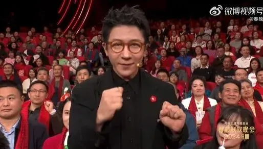 劉謙春晚魔術翻車爆「含淚離開」！沉默1天發聲了