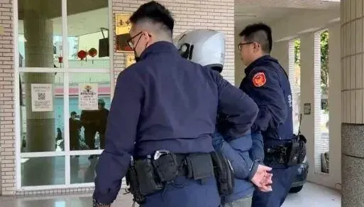 快訊/不爽太吵就砍！台中驚見鄰居喋血事件　年初三慘「見紅」重傷救治中