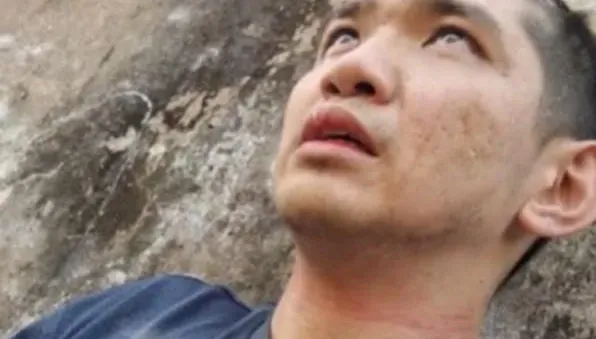 影/晚安小雞被暴打現身了！髮遭剃脖有痕、哭喊「我自作自受」　網：演完沒