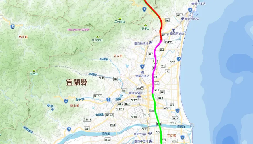 不斷更新/22:00準備在車上過夜！國1西螺以北塞到崩潰　國5「停車場」持續紫爆