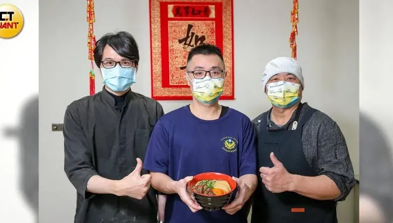 團伙私房菜1/從警員變主廚！「信義分局牛肉麵」1碗70元抓住同袍的胃