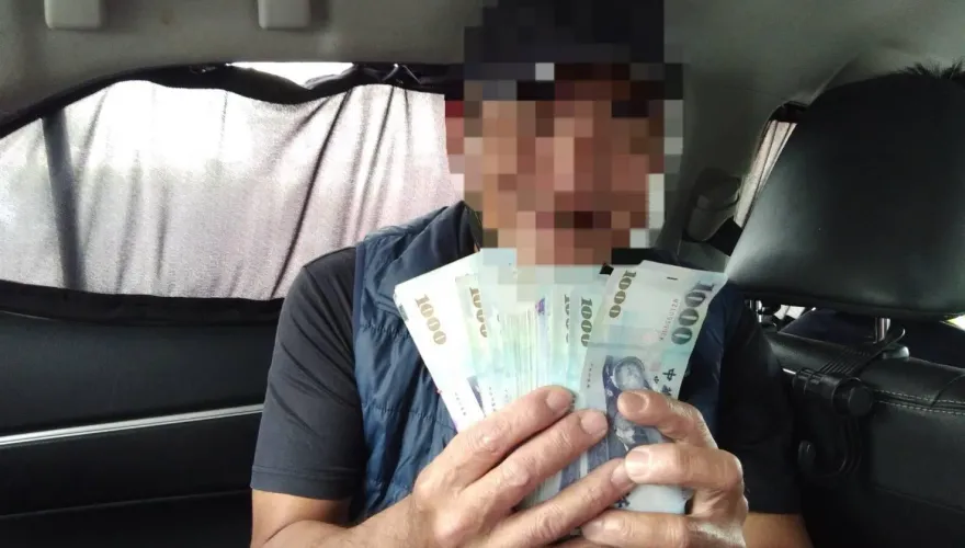 影/戰地醫生攏是假！台中女陷情網匯千萬慘淪車手　連命理師也軋一角