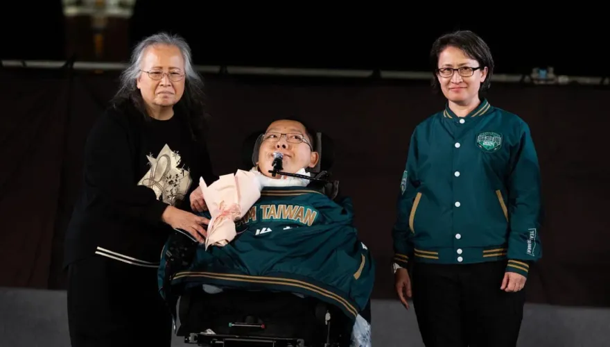 罕病律師陳俊翰逝世　蕭美琴：謝謝陳媽媽慈愛與無私付出