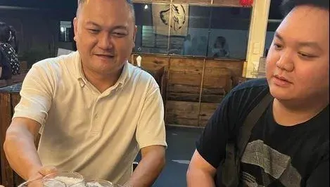 命喪大年初一！網紅拿督悲曝28歲子洗澡摔倒　休克昏迷身亡