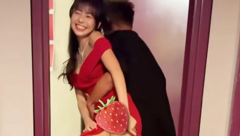 影/慈妹走光？突遭KID「整隻扛走」UU險掉出　神秘三角洲「小草莓」如影隨形