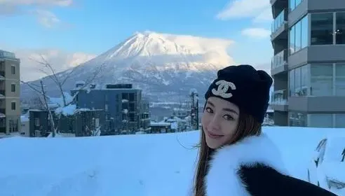 自打臉？賴姓富商去年8月剛離婚　林千又自爆介入婚姻：在一起「三年」