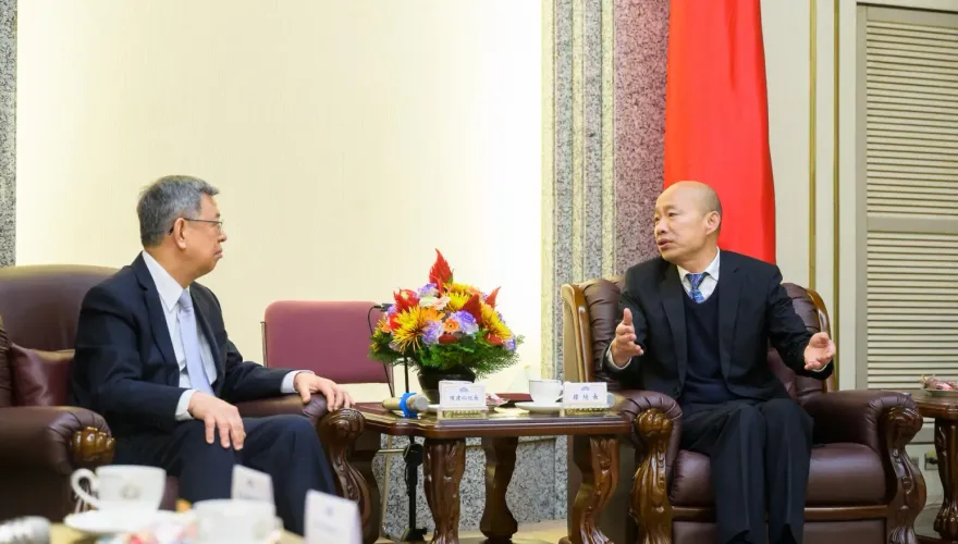 韓國瑜會見行政院長陳建仁 會談內容、人數曝光