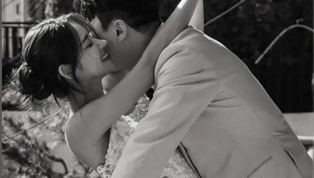 情定TWICE歌曲製作人！前AOA酉奈拋結婚震撼彈　甜蜜告白：填補我心靈空缺