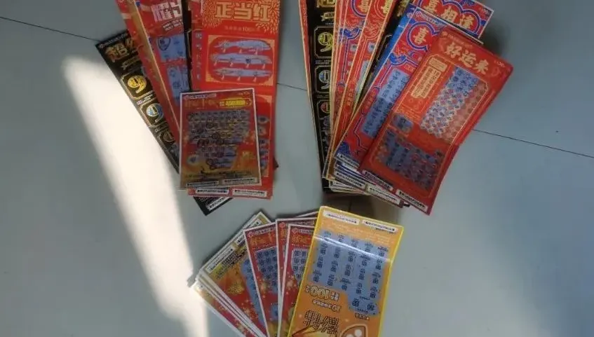 手氣這麼好？他連續11天中刮刮樂兌獎2.6萬元　彩券行闆娘一查電腦報警了…