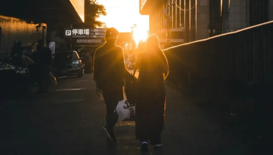 熱翻了！這地方飆「近百年2月份第2高溫」　明後天還有機會創高