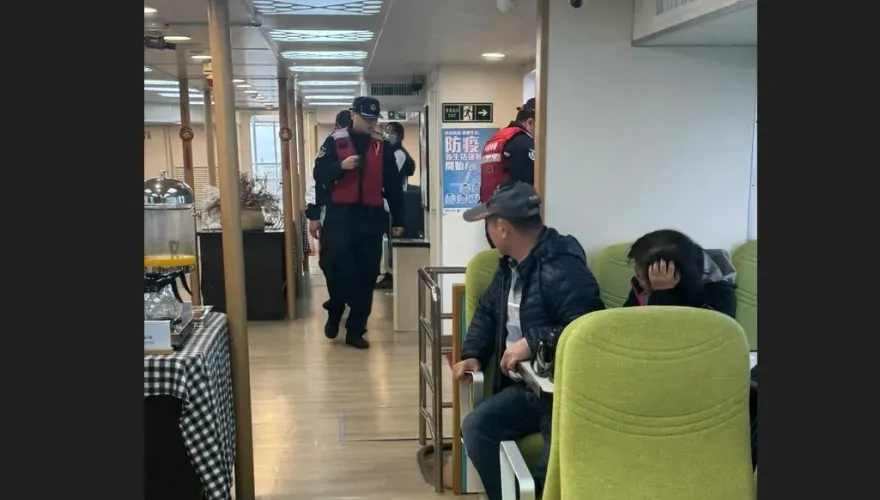 真成了「驚嚇」海域！台遊艇遭陸海警「強制登船臨檢」　遊客驚呼：怕回不了家