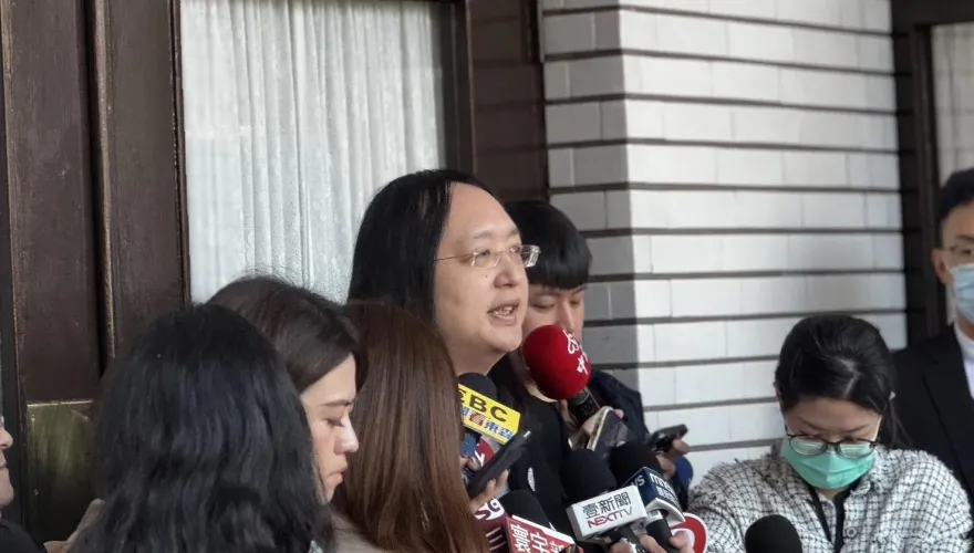 遭批「自我矮化」是新潮流逼宮？　唐鳳：政務官去留由長官決定