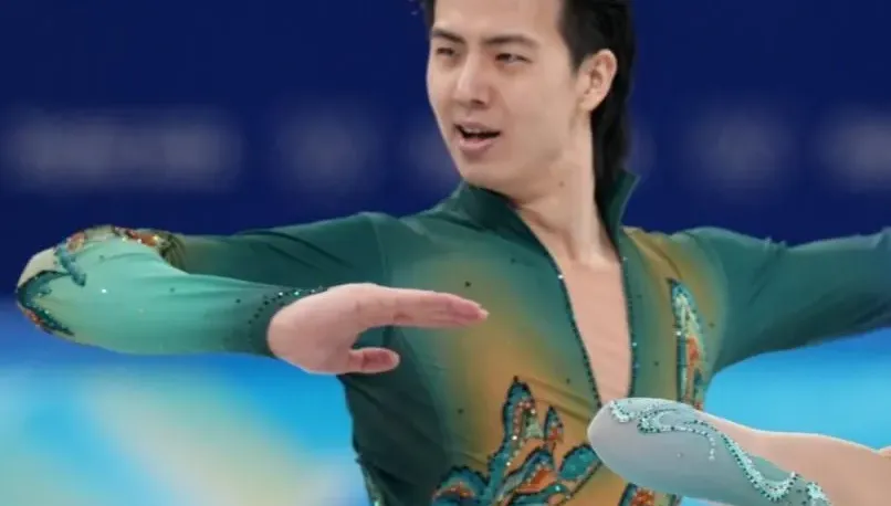 陸花滑選手「毀滅性自爆」性侵未成年、公費約砲　聲稱IG被盜當局介入調查