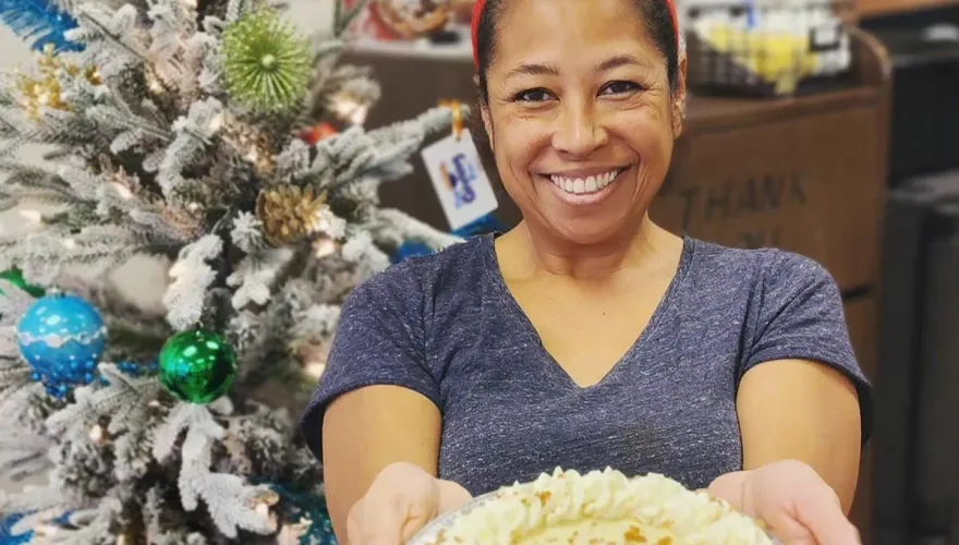 麵包店接到特斯拉「4千個派」大訂單　最後一刻被棄單損失50萬陷危機