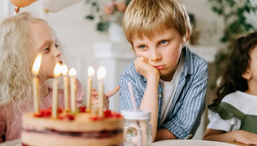 越接近生日越焦躁？心理師6招解除「生日壓力症候群」為自己慶祝