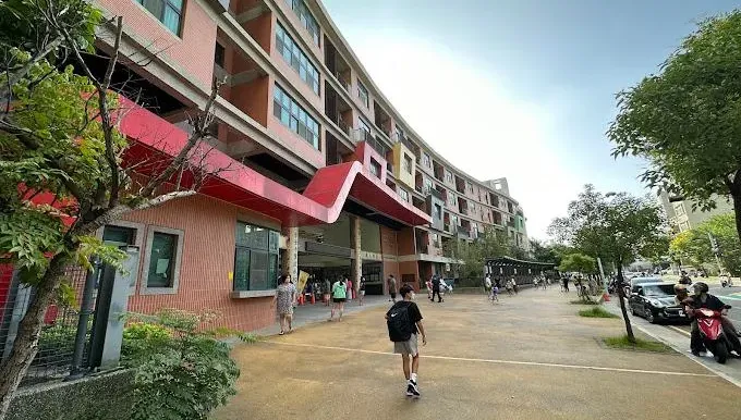 竹縣國小驚傳「集體食物中毒」！120學童吃營養午餐拉肚子　衛生局到校抽驗調查