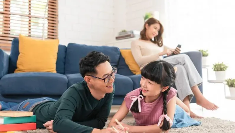 妻年收350萬隨便花　全職奶爸睡到自然醒「還受肯定」！網：嫁得真好
