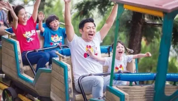 瘋玩遊樂園！小人國「身分證中3碼」門票僅197元　六福村扮鬼入園享優惠