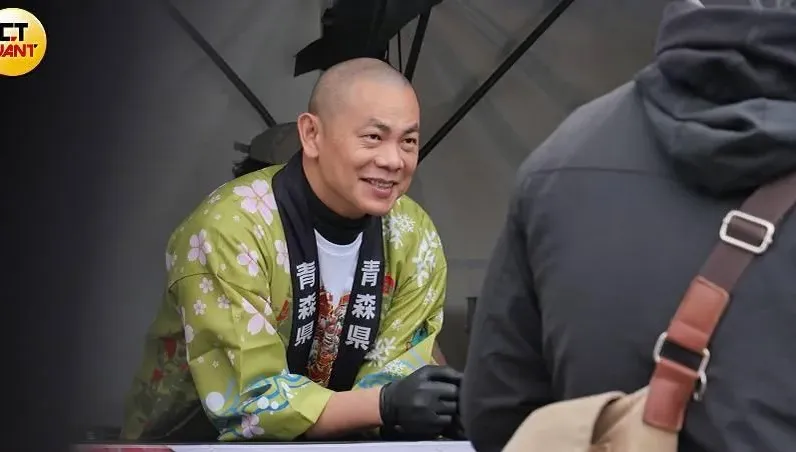 辣個女森是誰？江振誠拚事業和18年泰妻分兩地　與長髮妹幽會12hrs