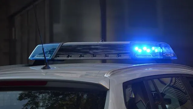 快訊/高雄鳳山公廁驚傳猝死！警方急拉封鎖線清查