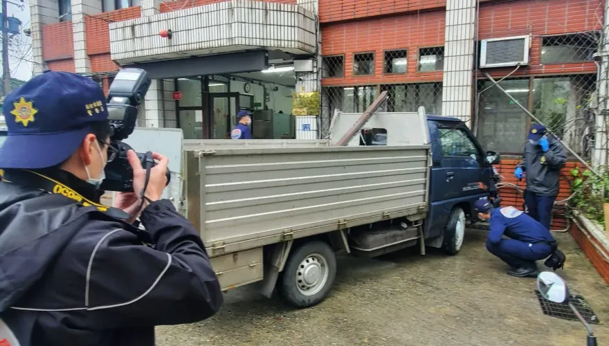 基隆警殉職/追查犯案動機！警方曝犯嫌「違法紀錄」：蓄意開貨車衝撞