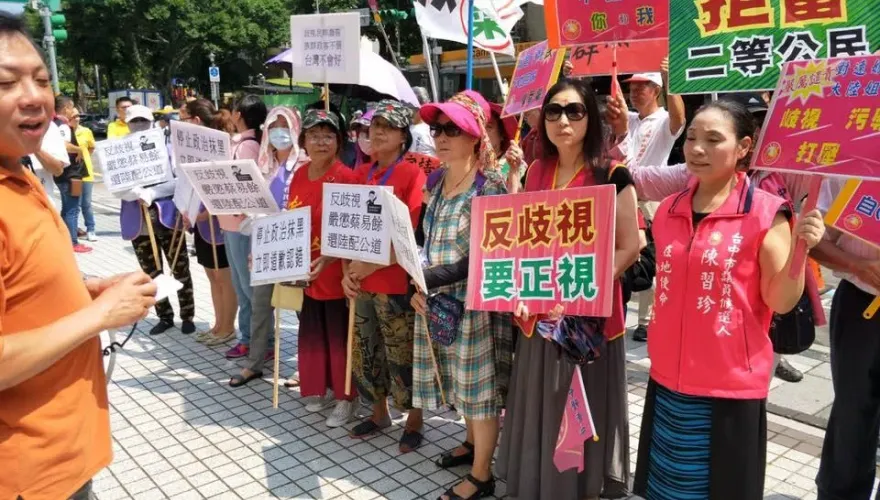 蔡政府反對縮短陸配入籍年限　獨派的她看不下去「翻出報告」狠打臉