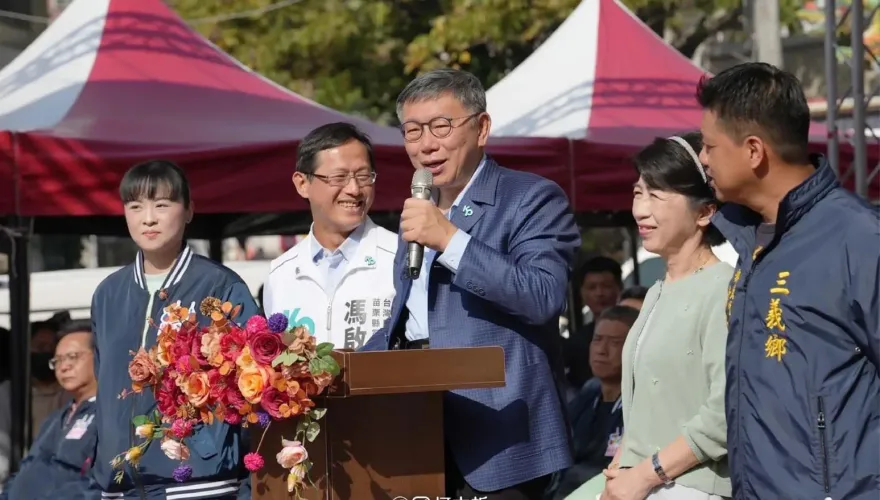 柯文哲駁籌開「小草咖啡廳」違法！　網驚喊：這是割草咖啡廳吧？
