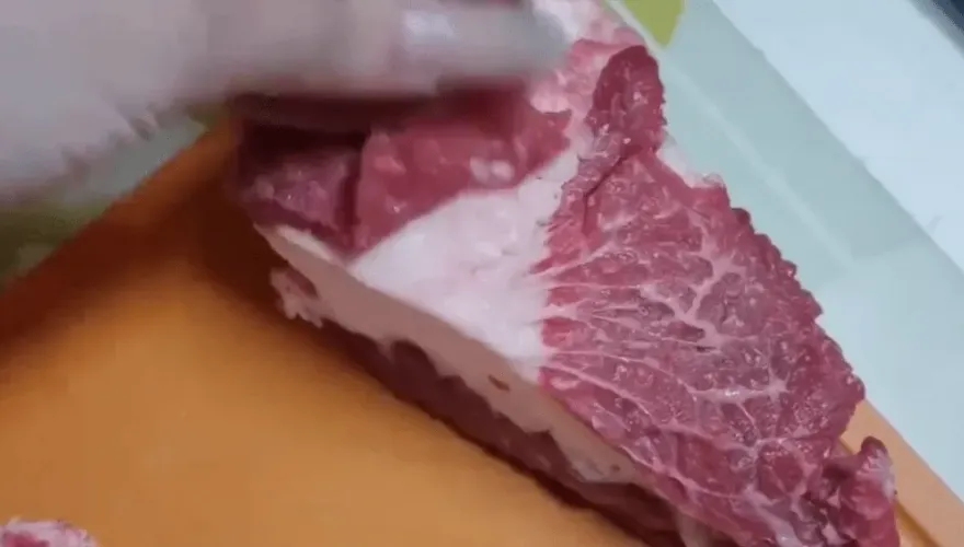 遼寧女超市買牛肉發現竟是「牛油包瘦肉」 商家假一賠十兼道歉