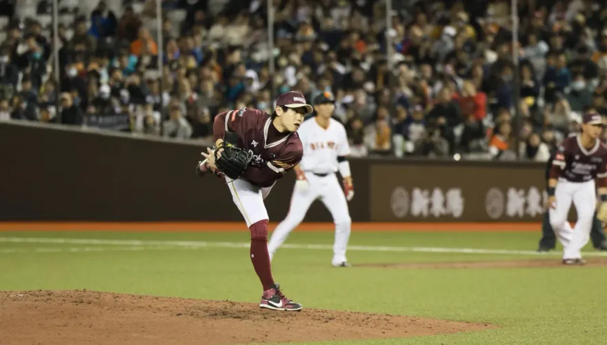 讀賣巨人來台/樂天5投手僅被巨人敲1安！9局打完0：0握手言和
